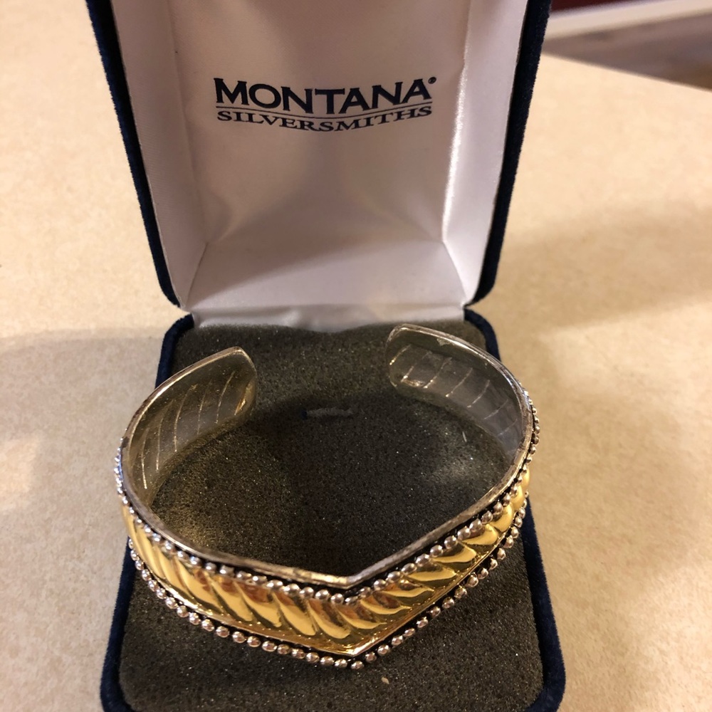 Montana Silversmiths bracelet